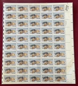 US Scott 2025 Xmas, Dogs and cats Mint NH Sheet of 50 - Picture 1 of 1