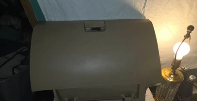 Guantera Saturn Vue beige 2008-2010 Foto 1 de 4