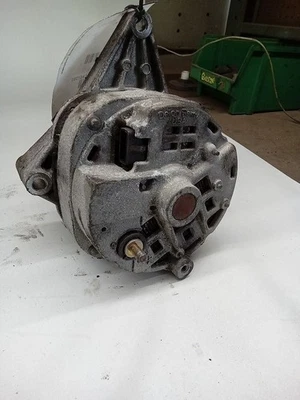 Alternador usado compatible con: Pontiac Bonneville 1998 Foto 1 de 3