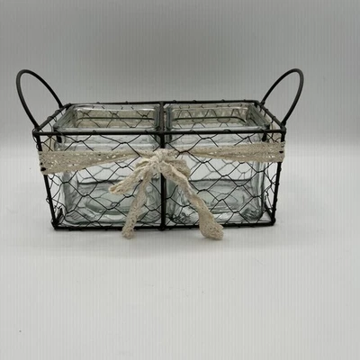 Деревенская проволочная корзина с 2 стеклянными банками и кружевной лентой декор фермерского дома - Изображение 1 из 4