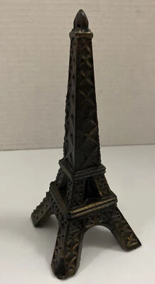 Eiffel Tower Statue Chunky Metal Table Top Figure Paris France  - Imagen 1 de 4
