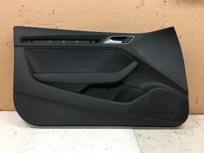 PANEL DE TARJETA DE PUERTA TRASERA IZQUIERDA AUDI A3 S3 8V 2013-17 3 PUERTAS 8V3867105 Foto 1 de 4