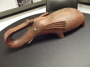 Antiguo Arte Folclórico Elefante Americano Tallado Madera Artista Firmado con Fecha 1959 - Imagen 1 de 6