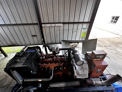 Generador Generac 206 KW Foto 1 de 4