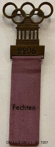 GERMANIA OLYMPIC GAMES BERLINO 1936 FECHTEN SCHERMA DISTINTIVO PROD. CHR. LAUER - Picture 1 of 10