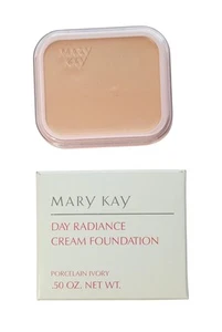 Mary Kay DAY RADIANCE Cream Foundation PORCELAIN IVORY .5 oz NEW In Box - Picture 1 of 3