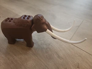 Lego braunes Wollmammut mit weißen Stoßzähnen Mammut1 aus Set 60195 seltene Figur - Bild 1 von 7