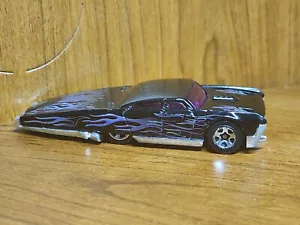 2003 Hot Wheels Slikt Back Purple/Black With Flames Made in Malaysia - Picture 1 of 4