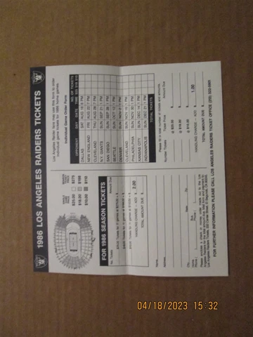 NFL Los Angeles Raiders Vintage Defunct Circa 1986 Tickets & Schedule Brochure Cover