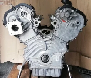 Genuine Used Jeep Grand Cherokee WK2 EXF 3.0 CRD Diesel Euro 6 Bare Engine 16-21 - Picture 1 of 1