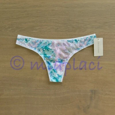 Nuevo con etiquetas en Gossamer Impreso Malla Hip-G Tanga Panty #022150 Azul Mármol Cielos S/M Foto 1 de 3
