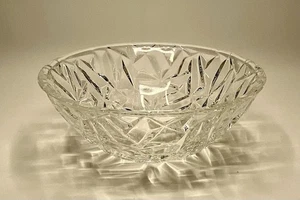 Tiffany & Co. “Rock Cut” Crystal Round Bowl, Signed.  - Picture 1 of 10