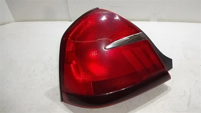 3 bombillas montadas en un cuarto de luz trasera para conductor para 98-02 GRAND MARQUIS 649329 Foto 1 de 4