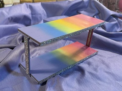 Estante flotante arco iris con estrás de diseño personalizado Foto 1 de 4