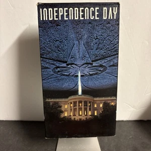 Independence Day (VHS, 1996) Tested In Working Condition Movie - Foto 1 di 3