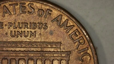 Lincoln Mem. 1994 Centavo con gran grieta de revoluciones desde el borde a través del techo hasta las columnas Foto 1 de 3