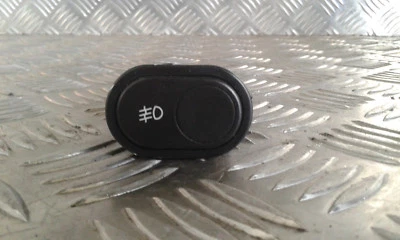 Commande interrupteur anti brouillard avant DAEWOO Espero 1995 à 1998 - 96083254 - Immagine 1 di 4