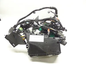 Ford Focus 2.0 Duratorq 180 Bhp TDCI 15-16 Principal Cableado Del Motor Fuse Box - Imagen 1 de 8