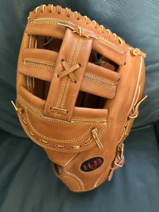 Louisville Slugger H&B Big Daddy LSG10 Rechtshänder Werfer Baseball Handschuh - 13" - Bild 1 von 21