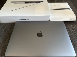 13-inch MacBook Pro  - Picture 1 of 12
