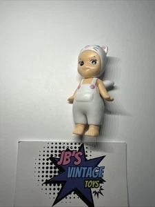 White Cat - Authentic Sonny Angel Cat Life Series Mini Figure - Designer Toy - Picture 1 of 3