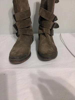 Zigi Sogo Niña Crumpet Botas Cuero 3 Hebillas Talla 7.5 Buen Estado  Foto 1 de 4