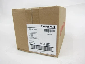 Long warranty Express NEW Honeywell C7061A 1053 UV Flame Detector C7061A1053 - Picture 1 of 3