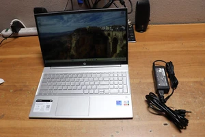 HP Pavilion 15 15.6" FHD Touch screen i7 1360p 8GB Ram 1TB SSD Win 11 - Picture 1 of 9
