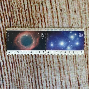 International Space Year 1992 Stamps ~ 45c + $1.05 ~ Helix Nebula, Pleiades - Picture 1 of 6