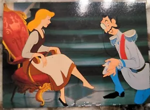 1995 Skybox Walt Disney's Cinderella #52 Picking Up the Pieces Trading Card - Picture 1 of 2