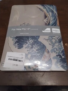 MacBook Air 13" (M1) A1706, A1708, A1989 Case Hard Plastic + Keyboard Cover - Picture 1 of 3