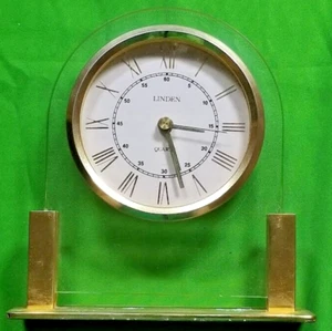 Linden Quartz Gold Tone Mantle Desk Clock Roman Numerals - Picture 1 of 4