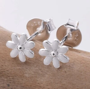 Orecchini Borchie Smalto Bianco Margherita Argento Sterling 925 6mm Borchie - Foto 1 di 1