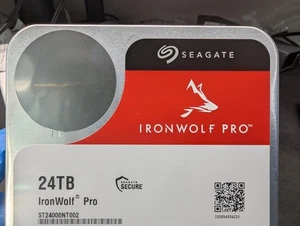 Disco duro interno Seagate ST24000NT002 24 TB 7200 RPM 512 MB de caché - Imagen 1 de 5