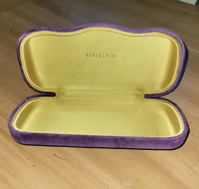 FUNDA GAFAS GUCCI TERCIOPELO MORADO CLAMSHELL  Foto 1 de 4