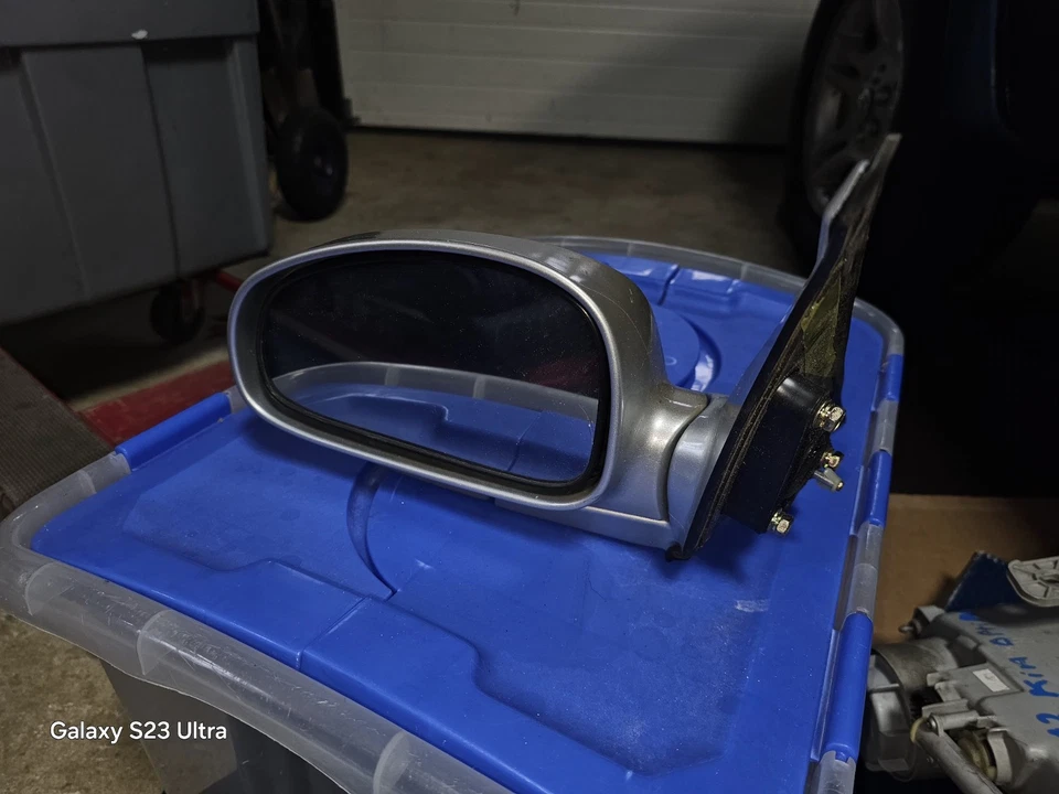 2001 kia optima водительское боковое зеркало - Изображение 1 из 3