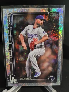2025 Topps Serie 2 - Kerby Yates Sandglitter Foilboard #397 Dodgers  - Bild 1 von 4