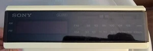 Vintage Sony Dream Machine Model ICF-C3W Digital FM/AM Alarm Clock Radio WORKING - Picture 1 of 5