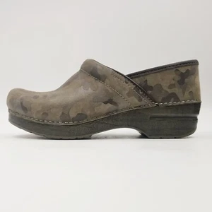 Dansko Professional Clogs Military CAMO SUEDE Womens Size 39 8.5 Mint Condition - Picture 1 of 21