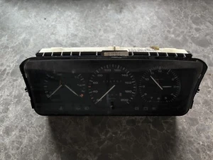 Cuadro de instrumentos velocímetro VW T4 701919033DK 701919059AC - Imagen 1 de 6