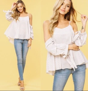 COLD SHOULDER TOP - Picture 1 of 3