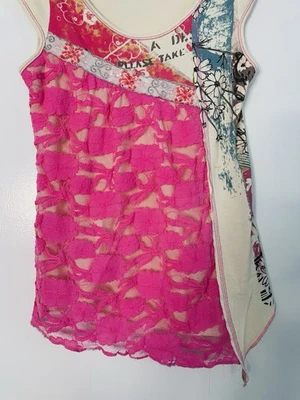 Camiseta para mujer Gypsy Daisy S multicolor con cordones hippie boho cuello en V Foto 1 de 4