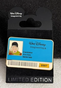 Disney WDI Haunted Mansion Caretaker I.D Badge Series 2007 LE 300 Cast Pin - Picture 1 of 1