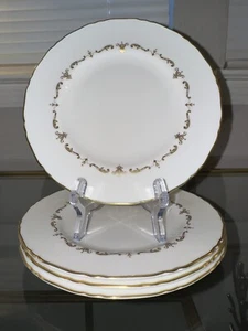Royal Worcester Gold Chantilly - Salad Plates 8”, Set of 4 - Picture 1 of 5