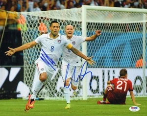 CLINT DEMPSEY MICHAEL BRADLEY SIGNED AUTO'D 11X14 PHOTO PSA/DNA COA Y23136 USMNT - Picture 1 of 1