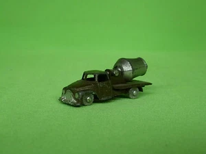 AHI MILITARY CEMENT TRUCK -1:87? L5.1cm- ARMY GREEN - GOOD CONDITION - 551 - Picture 1 of 9