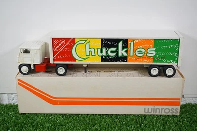 Winross Diecast 1/64 Scale Truck Winross Chuckles/Junior Mint's Cargo 1982 - Image 1 of 2