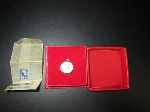 Saint Elizabeth Ann Seton Medal- Made In Italy, Original Box,Vintage - Picture 1 of 8