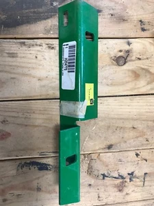 John Deere Bracket H204778 H213257 9660 9750 9650 - Picture 1 of 2