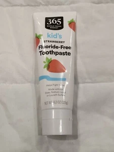 365 kid's STRAWBERRY Fluoride-Free Toothpaste- New - Picture 1 of 5